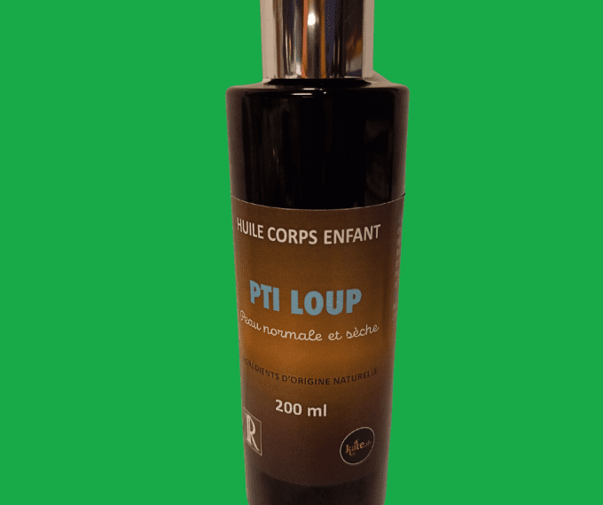 huile corps enfant